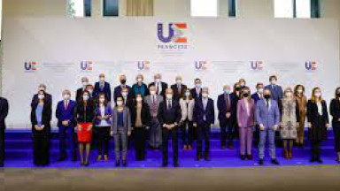 Photo officielle des ministres de l&#039;Education et de la Jeunesse des Etats membres